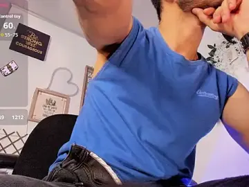 Stripchat Live Sex Cam of Bastian_MCcormick