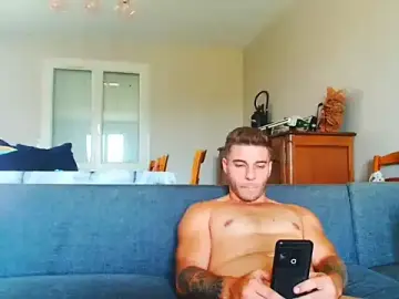 Stripchat Best live sex cam show of Elkafit28