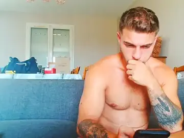 Stripchat Live Porn of Elkafit28