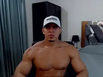Stripchat Live Sex of Frank_heaven01