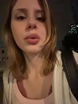 Stripchat Watch Live Sex Cams of BellaBlash