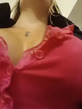 Stripchat Free Live Porn of Cata_city1106