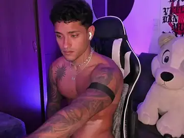 Stripchat Best live sex cam show of Alessandro_Vanni