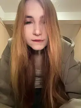 Stripchat Sex Cam of MarlboroWeb