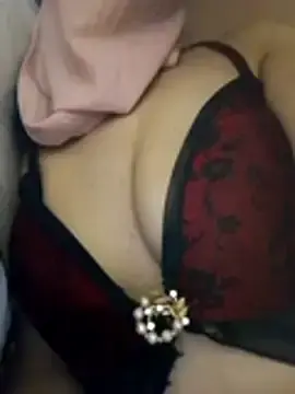 Stripchat Watch Live Sex Cams of Almas-arabic