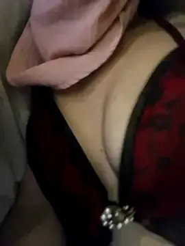 Stripchat Best Webcam of Almas-arabic