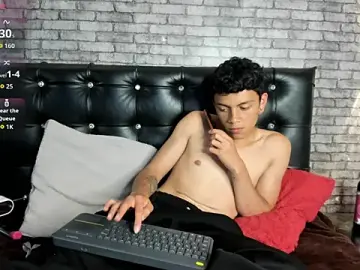 Stripchat Best Webcam of Mike_red