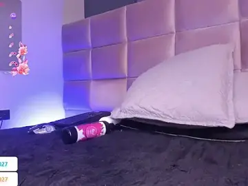 Stripchat Adult Webcam of Shayla27