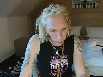 Stripchat Free Live Porn of Ombeline1