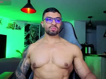 Stripchat Sex Chat of Michael_Diamond