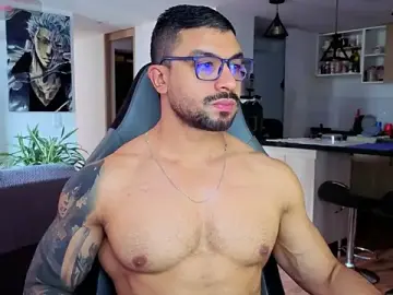 Stripchat Best live sex cam show of Michael_Diamond