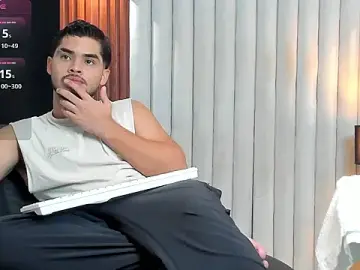 Stripchat Live Sex of luciano_vitale