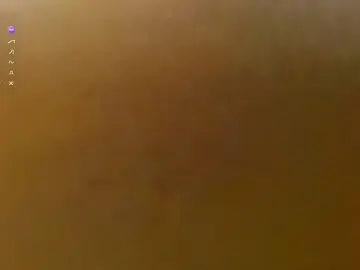 Stripchat Free Live Porn of issys_lam