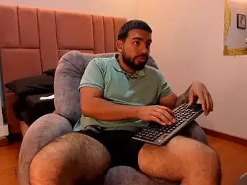 Stripchat Live Porn of Massimo_Moretti
