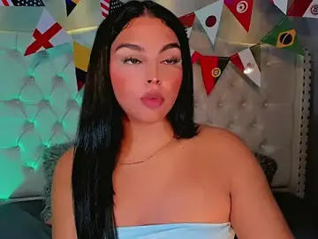 Stripchat Nude Webcam of Maia_Hotts