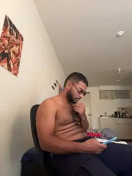 Stripchat Watch Live Sex Cams of KLEYTON33