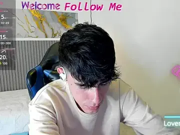 Stripchat Best Webcam of Dyla_n18