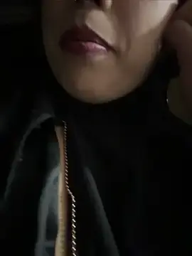 Stripchat Watch Live Sex Cams of zahra_Jalid