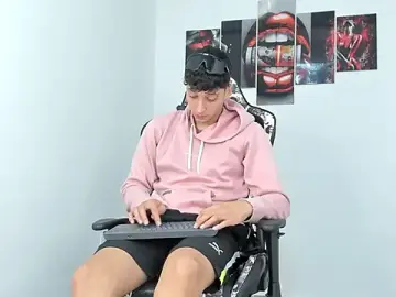 Stripchat Live Porn of eithan_boy_