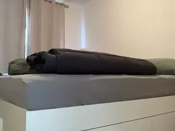 Stripchat Live Sex Cam of ThickDickMontreal