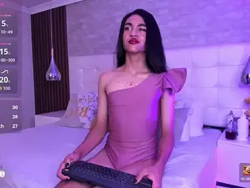 Stripchat Adult Webcam of KyleeSmiith