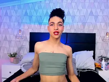 Stripchat Best live sex cam show of KyleeSmiith