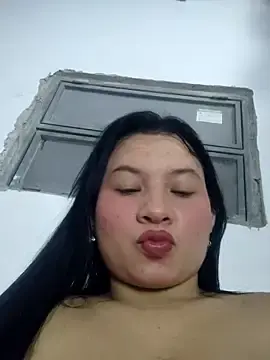Stripchat Live Porn of hot-mom22