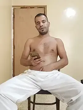 Stripchat Free Live Porn of H_papi