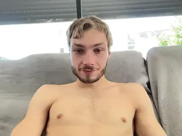 Stripchat Best Webcam of PrecededPolenta