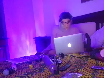 Stripchat Free Live Porn of CharlotteVixxens