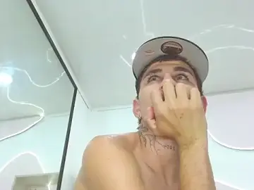 Stripchat Nude Webcam of DanntheStiff