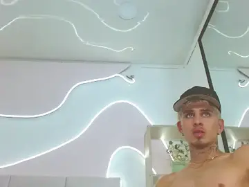 Stripchat Free Live Porn of DanntheStiff