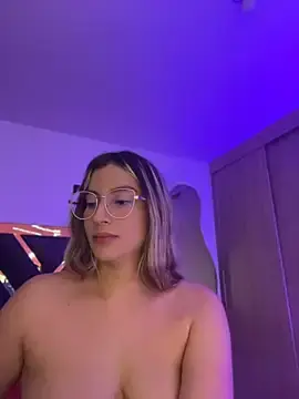 Stripchat Adult Webcam of Issabela_G1