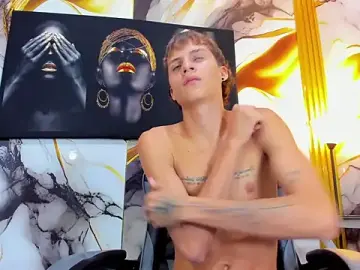 Stripchat Live Sex of mono_blonde