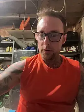 Stripchat Sex Chat of WIDBIGWHITECOCK