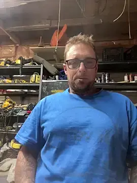 Stripchat Sex Chat of WIDBIGWHITECOCK