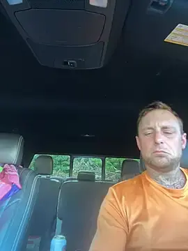 Stripchat Live Porn of WIDBIGWHITECOCK