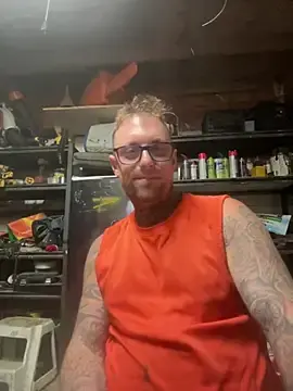 Stripchat Adult Webcams of WIDBIGWHITECOCK