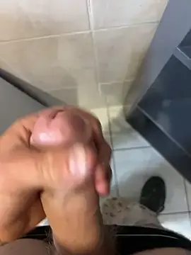 Stripchat Live Sex of enormebitedu31