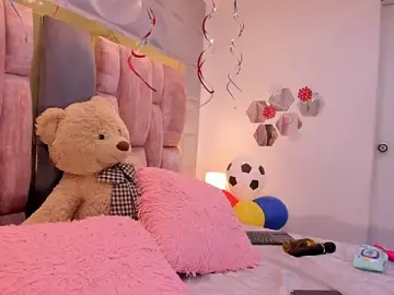 Stripchat Watch Live Sex Cams of Charlotte_Ice1
