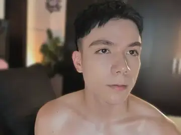 Stripchat Live Porn of alanblack1