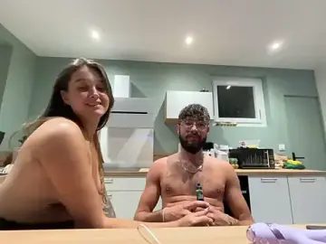 Stripchat Sex Cam of duomagique_off