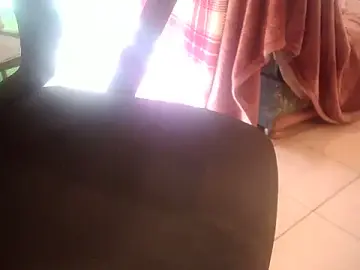 Stripchat Free Live Porn of Yanncito1970