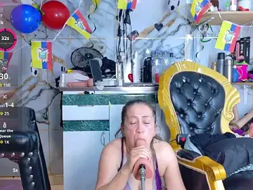Stripchat Nude Webcam of Bigass_dayla