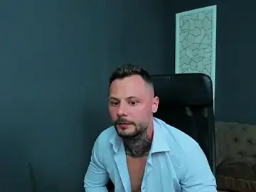 Stripchat Adult Webcam of BrianHunts