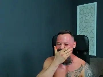 Stripchat Live Porn of BrianHunts