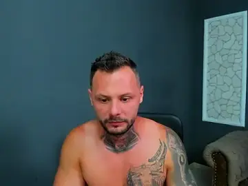 Stripchat Adult Webcam of BrianHunts