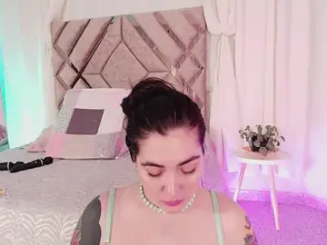 Stripchat Live Porn of KathiaJenner