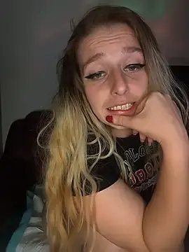 Stripchat Watch Live Sex Cams of Sweet-SpicyOff
