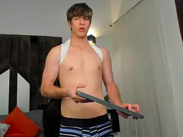 Stripchat Free Porn Cam of Ostin_Saints